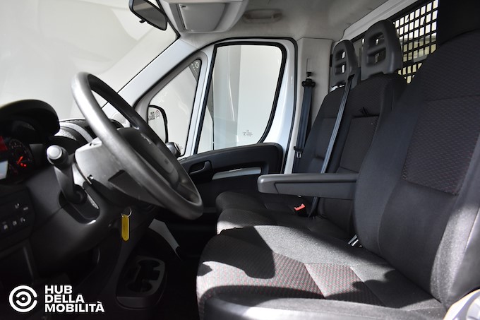 PEUGEOT Boxer 335 2.2 BlueHDi 165 S&S PLM Cassonato Acciaio